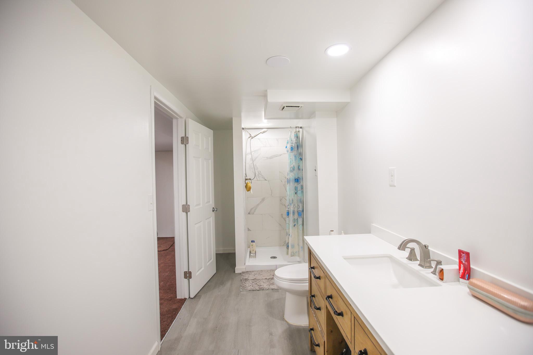 CLINTON GARDENS - Residential