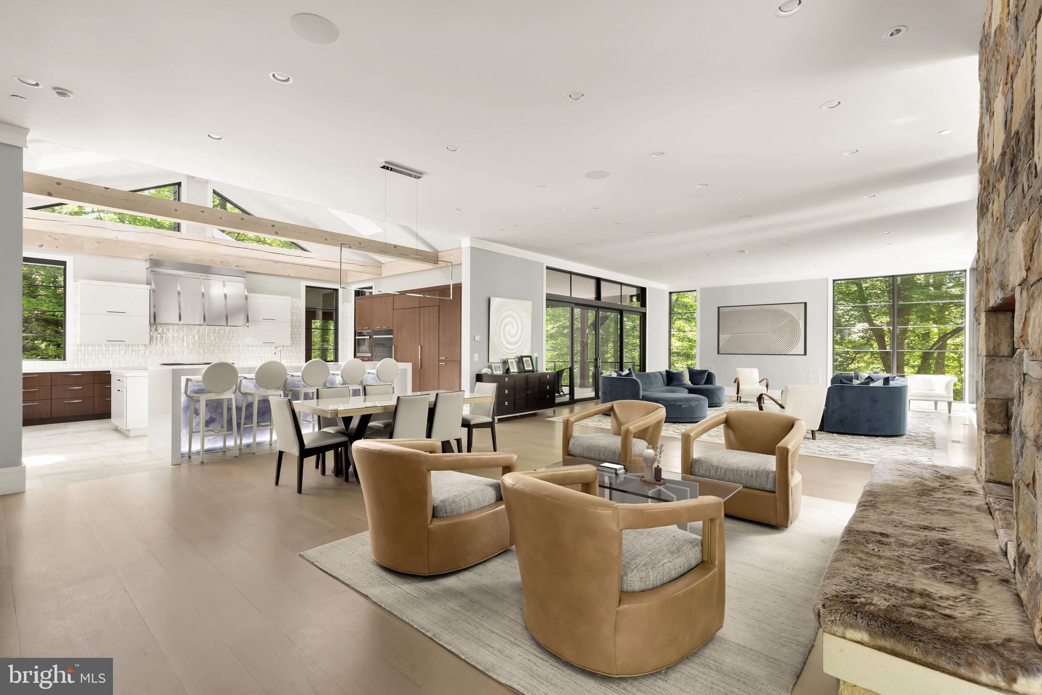 TULIP HILL - Residential