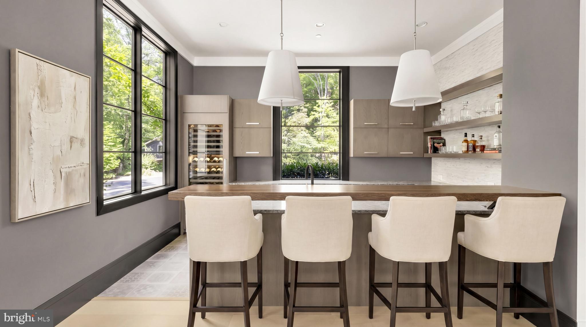 TULIP HILL - Residential