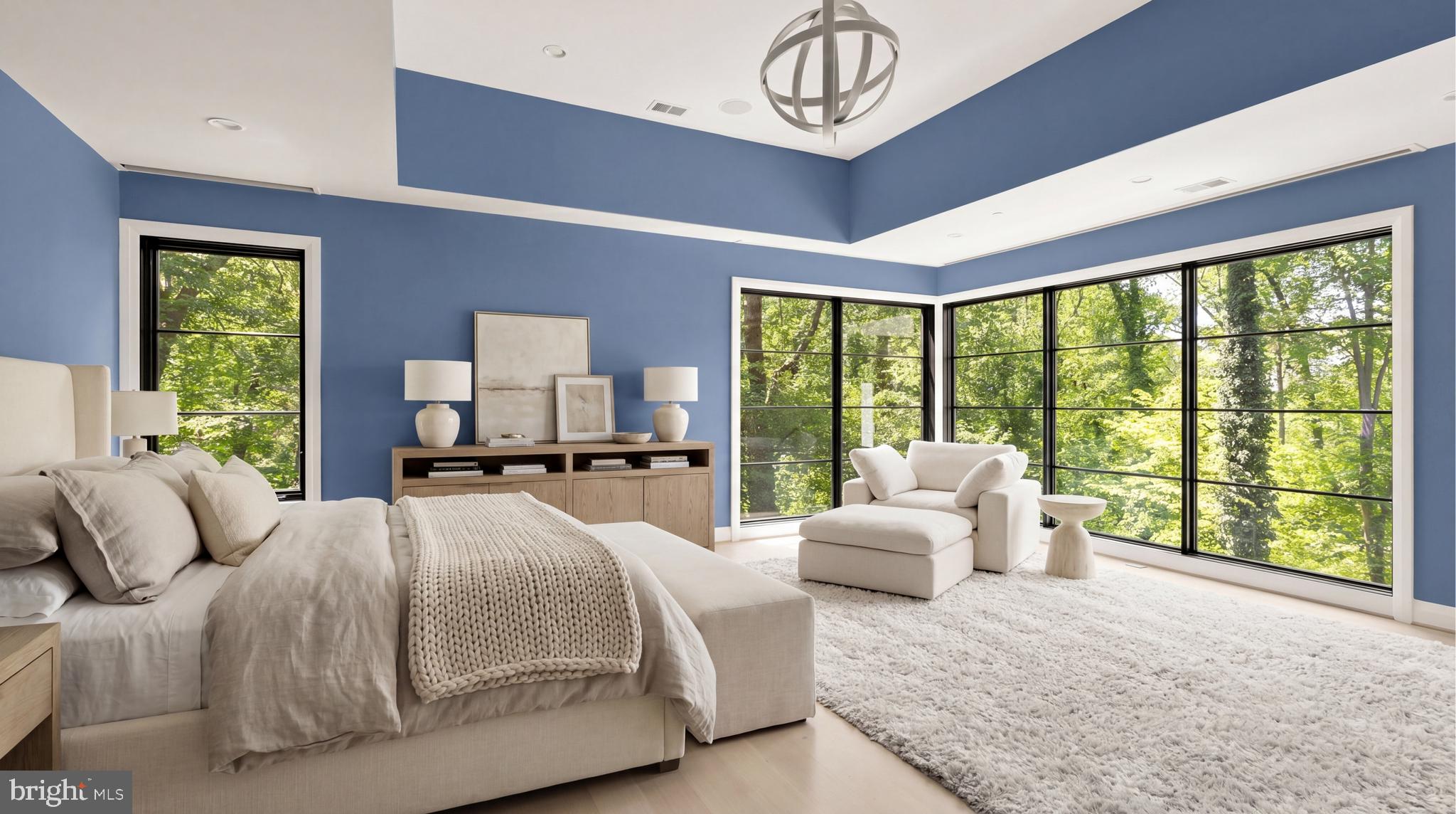 TULIP HILL - Residential