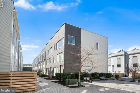 1640 N 5th Court Unit 29A, Philadelphia, PA MLS: PAPH2460002
