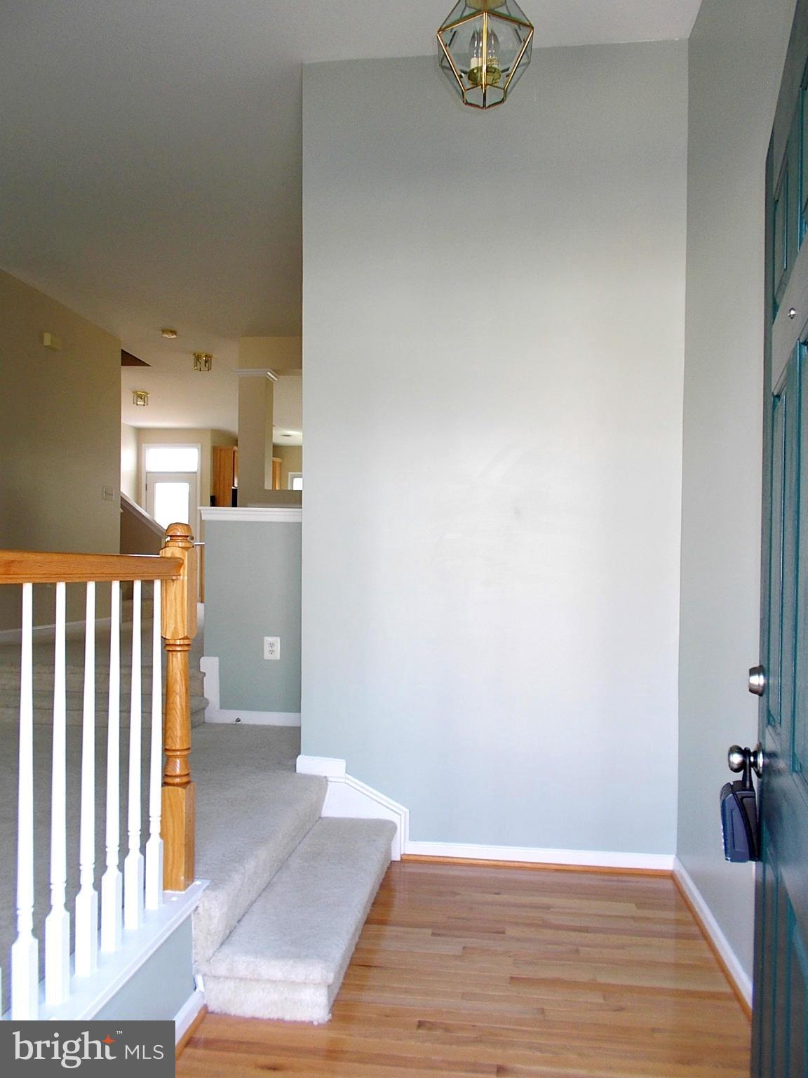 AUTUMN CHASE HUNT - Residential Lease