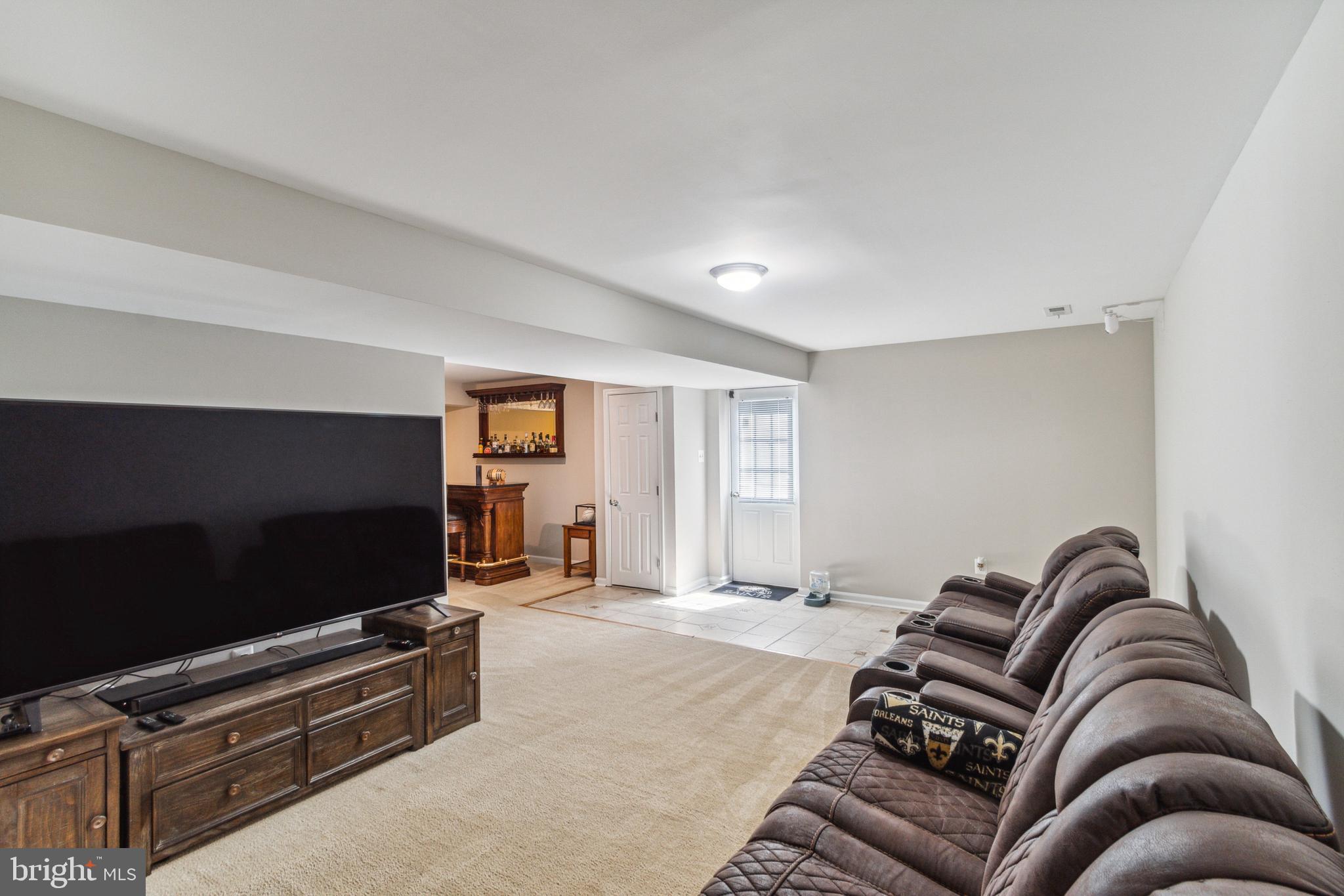 HOWARDS TRUST - Residential