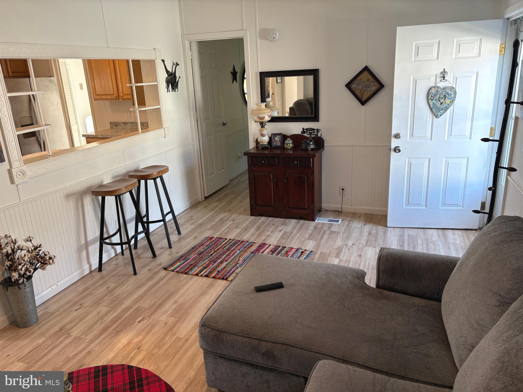 211 FOREST GREEN ROAD