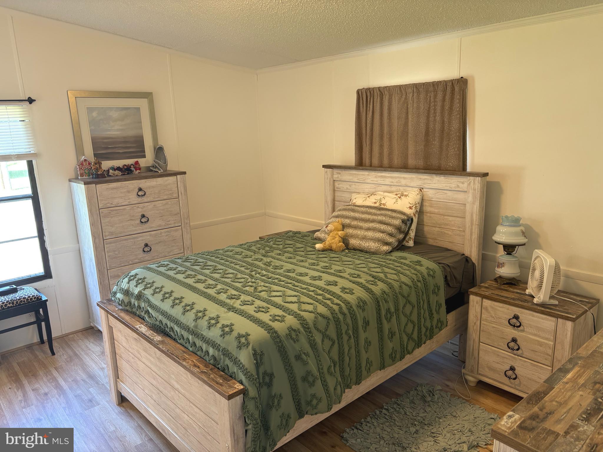 211 FOREST GREEN ROAD