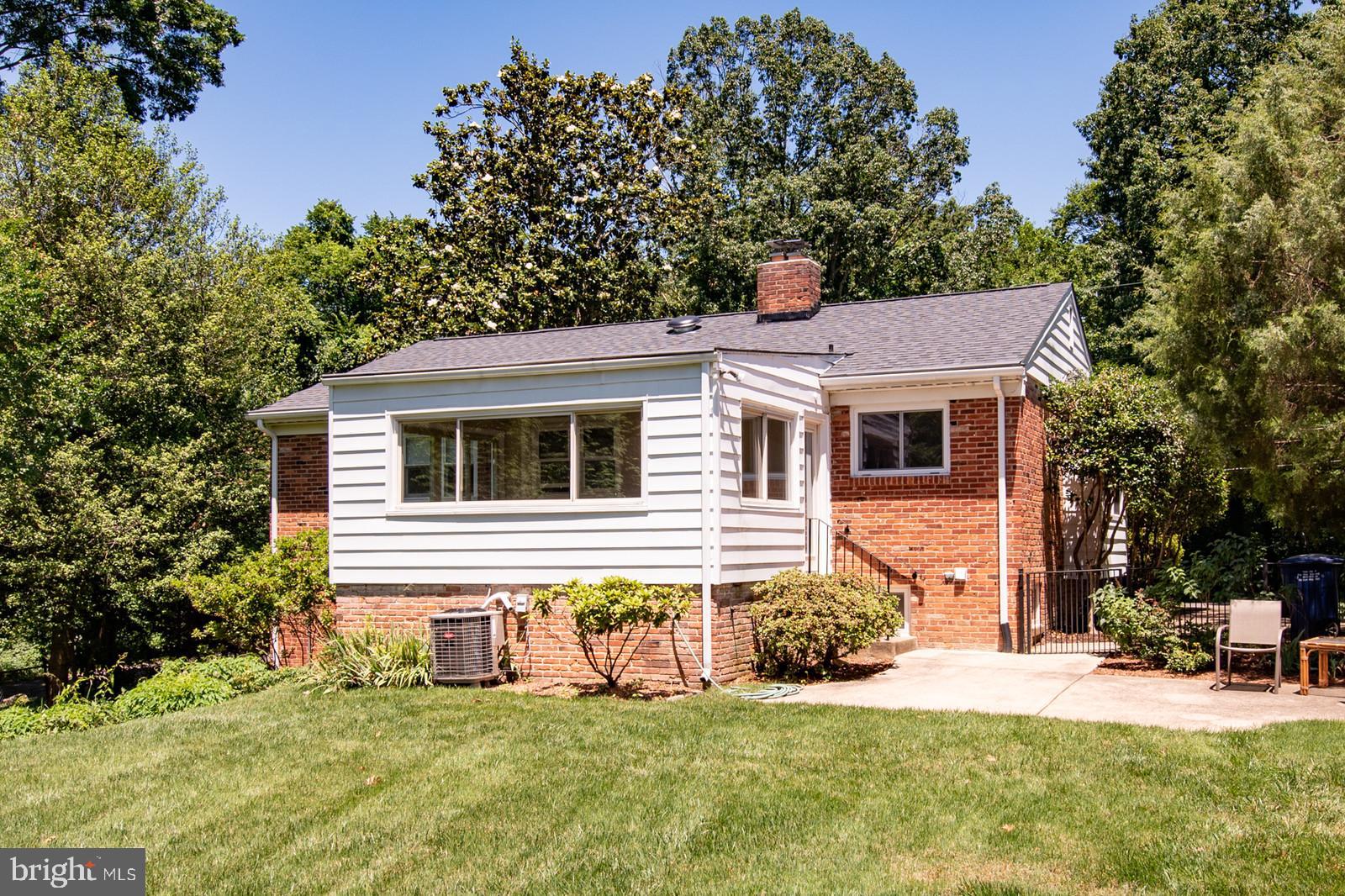 HOLLIN HALL VILLAGE - Residential