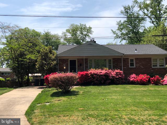 HOLLIN HALL VILLAGE - Residential