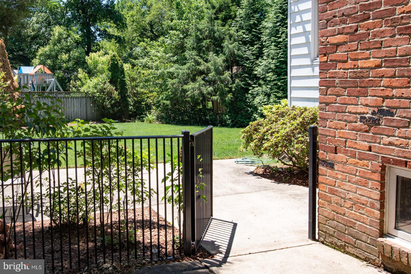 HOLLIN HALL VILLAGE - Residential