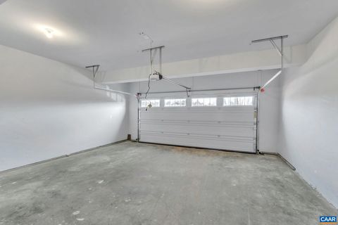 listing image 49