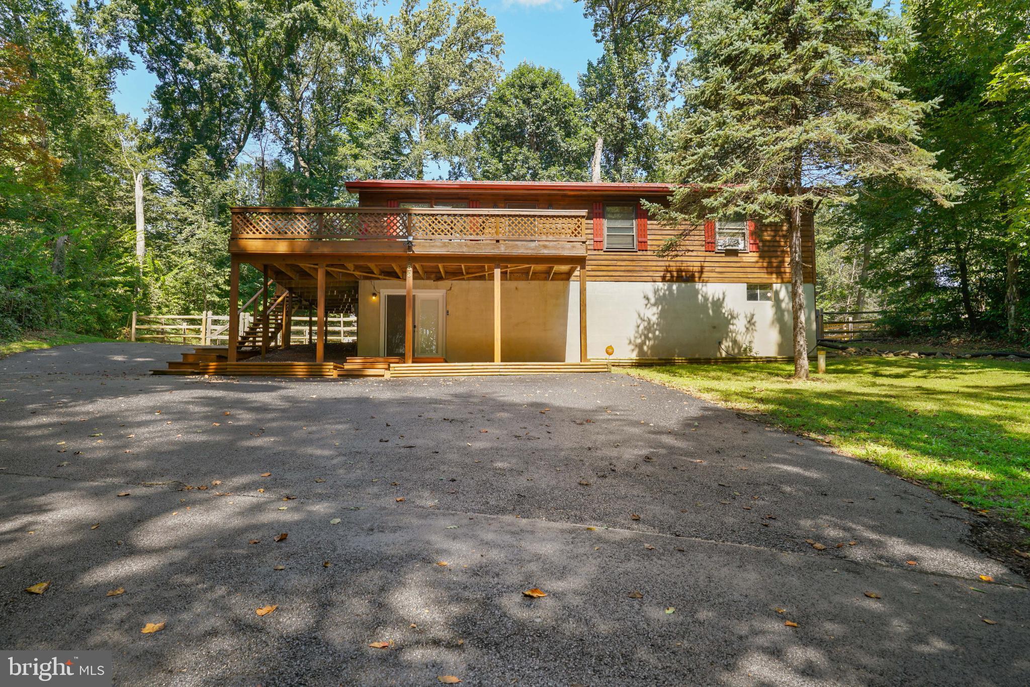 OCTORARO LAKES - Residential