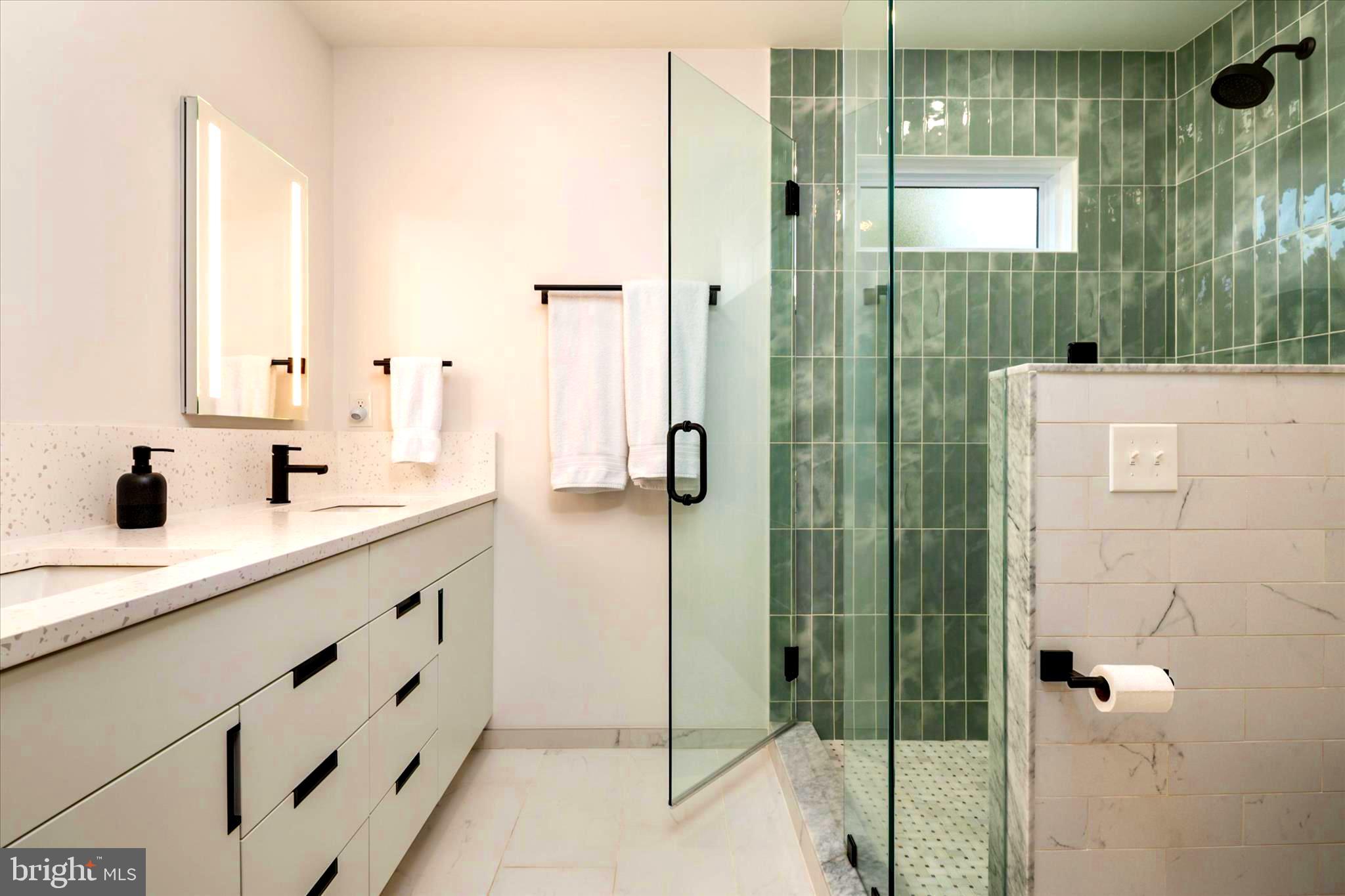 EASTPORT - Residential