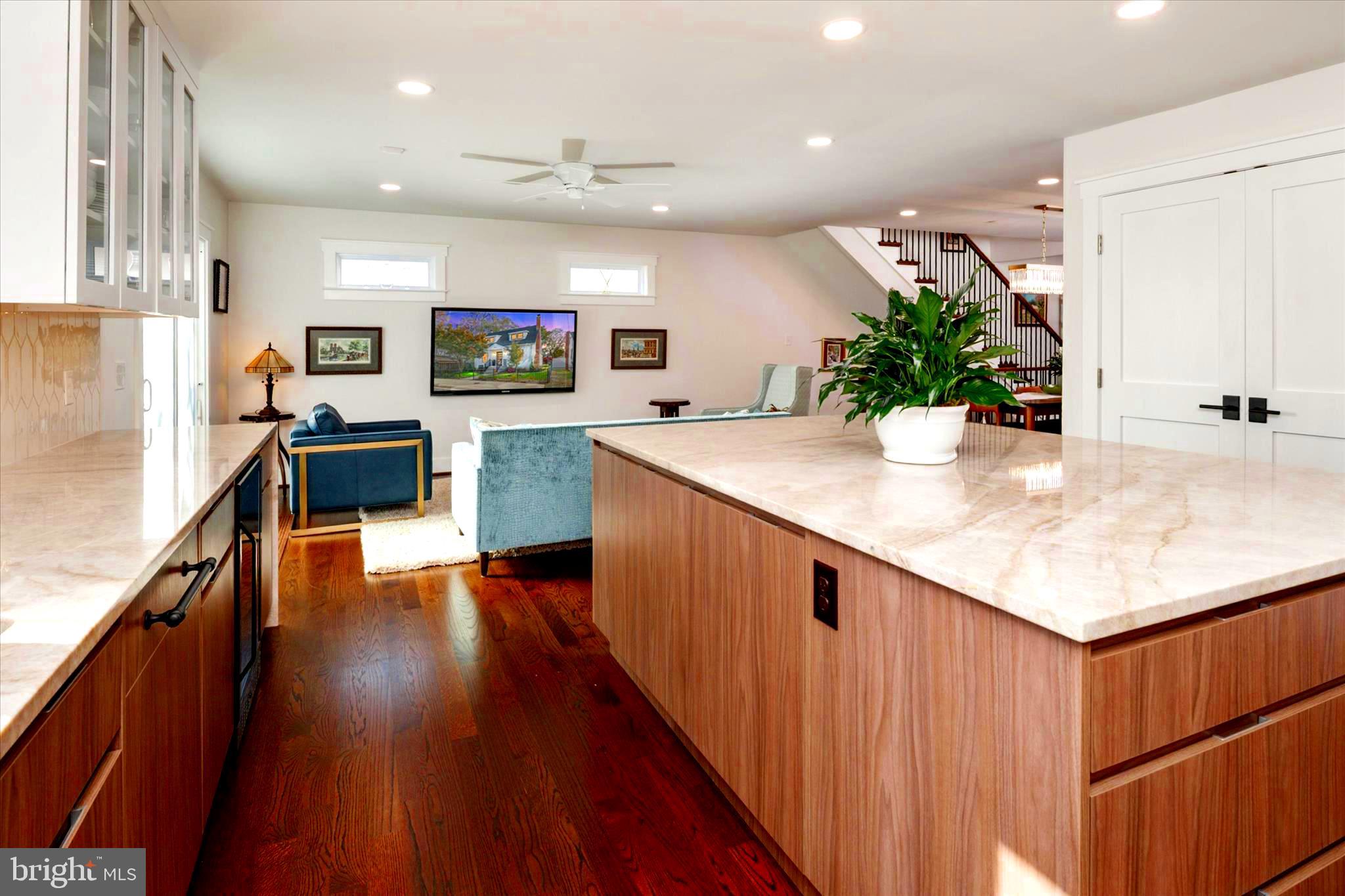 EASTPORT - Residential