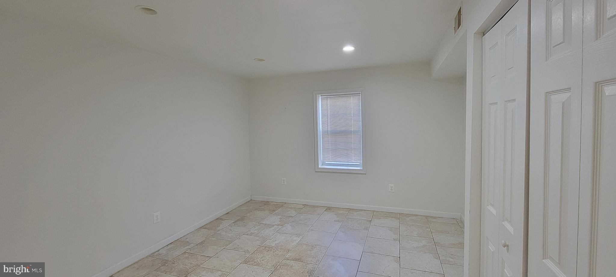 WAYSIDE VILLAGE - Residential Lease