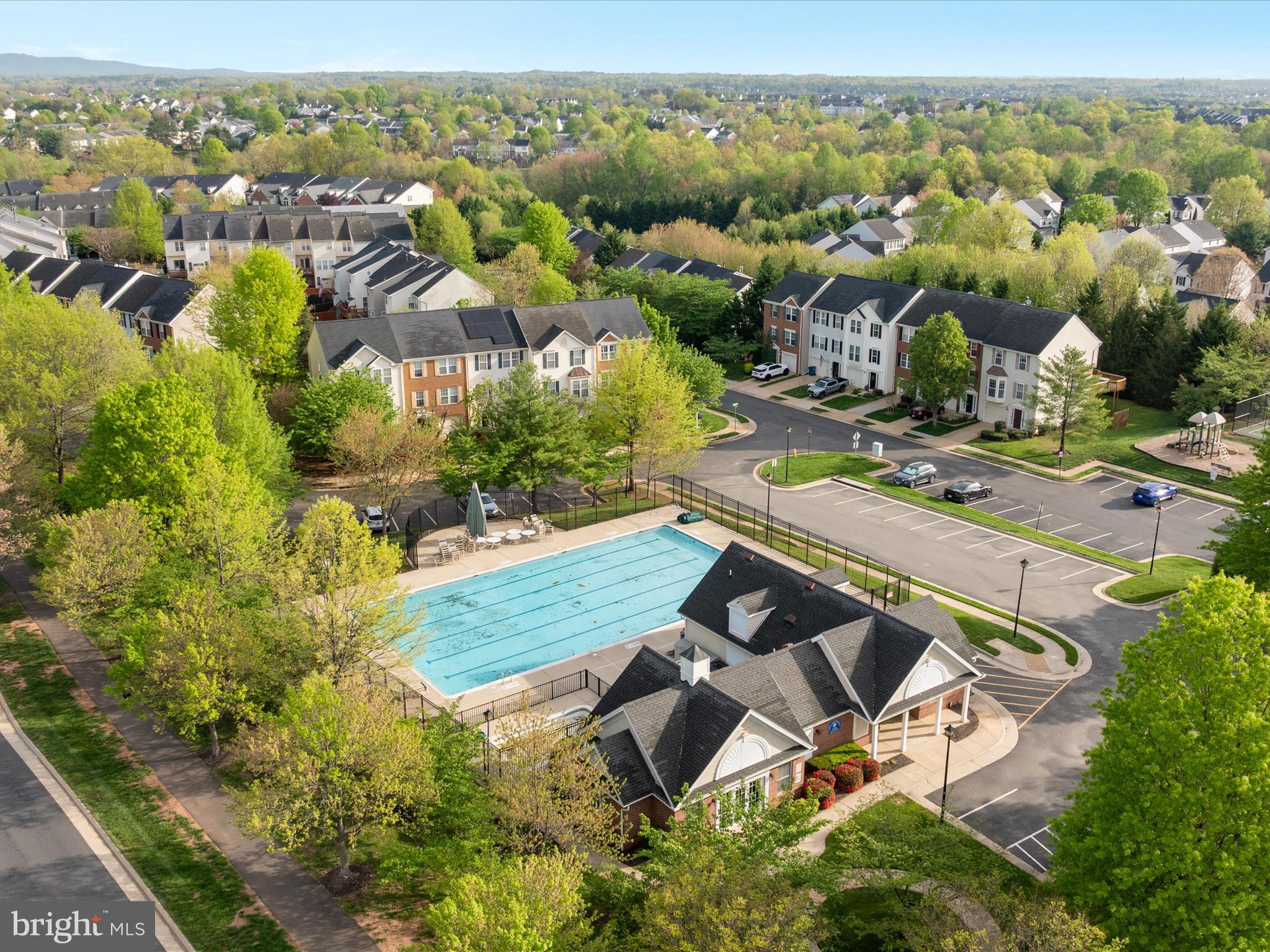 SOMERSET - Residential