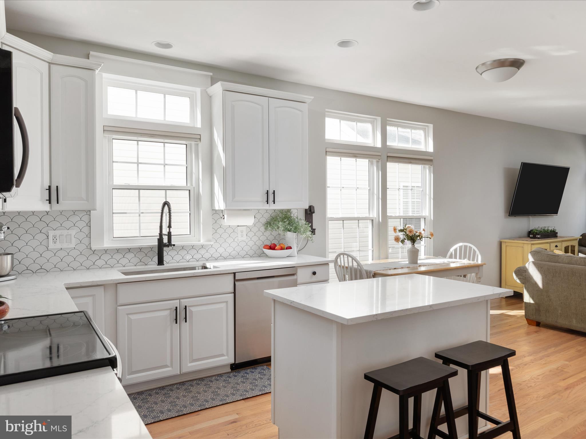 SOMERSET - Residential