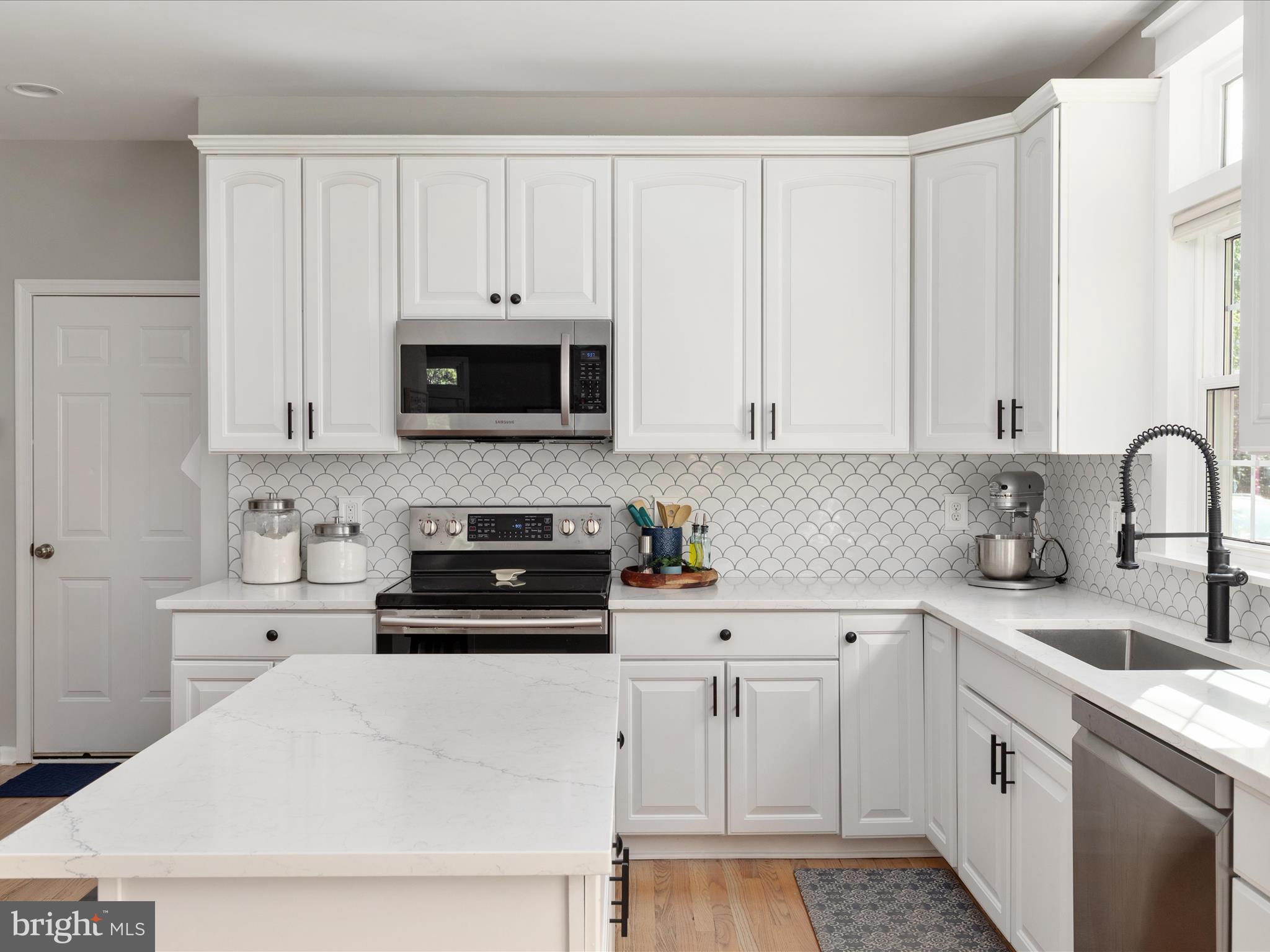 SOMERSET - Residential