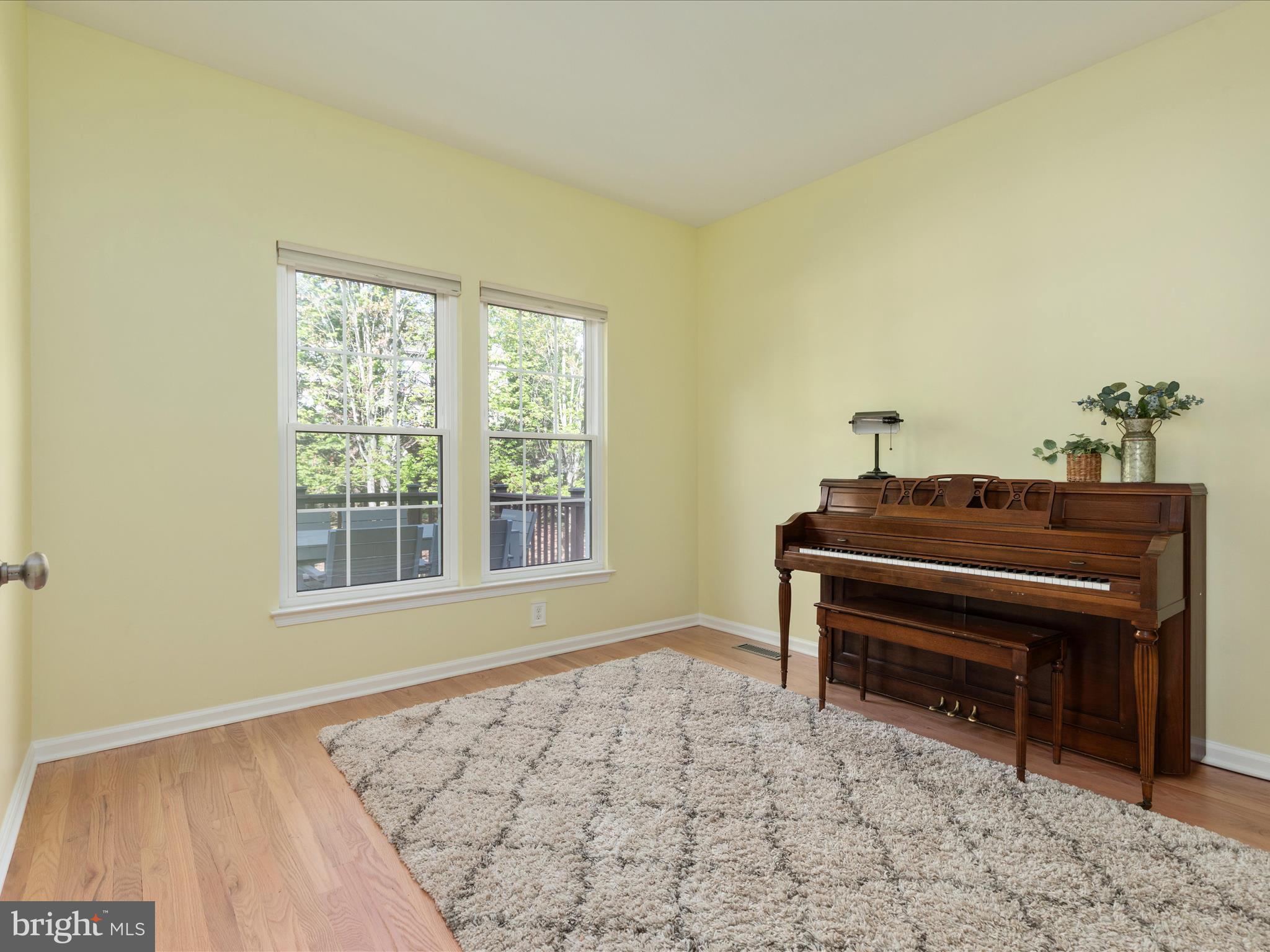 SOMERSET - Residential