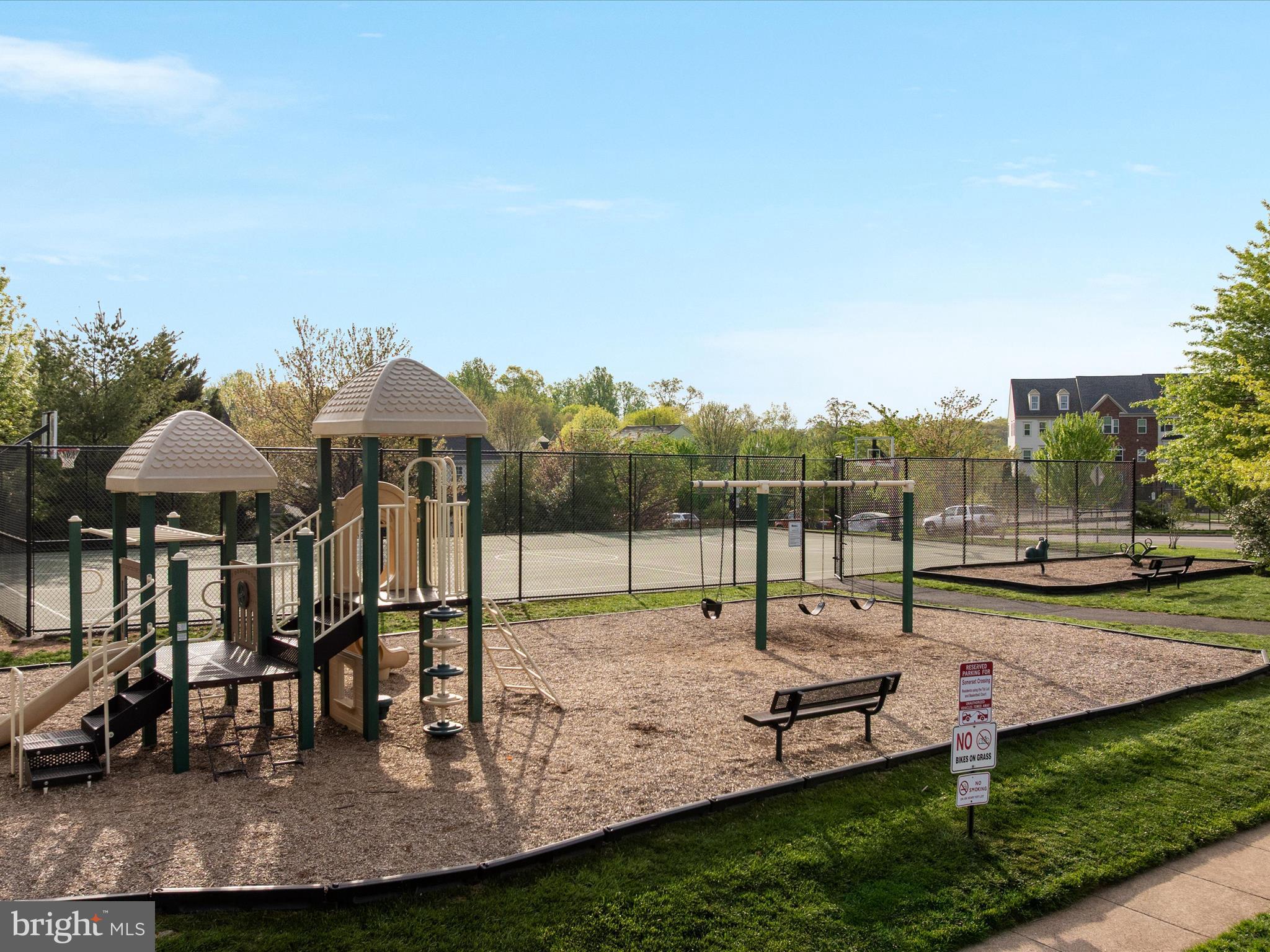 SOMERSET - Residential