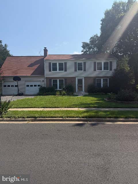 Photo of 12630 Etruscan Drive, HERNDON, VA 20171 (MLS # VAFX2335108)