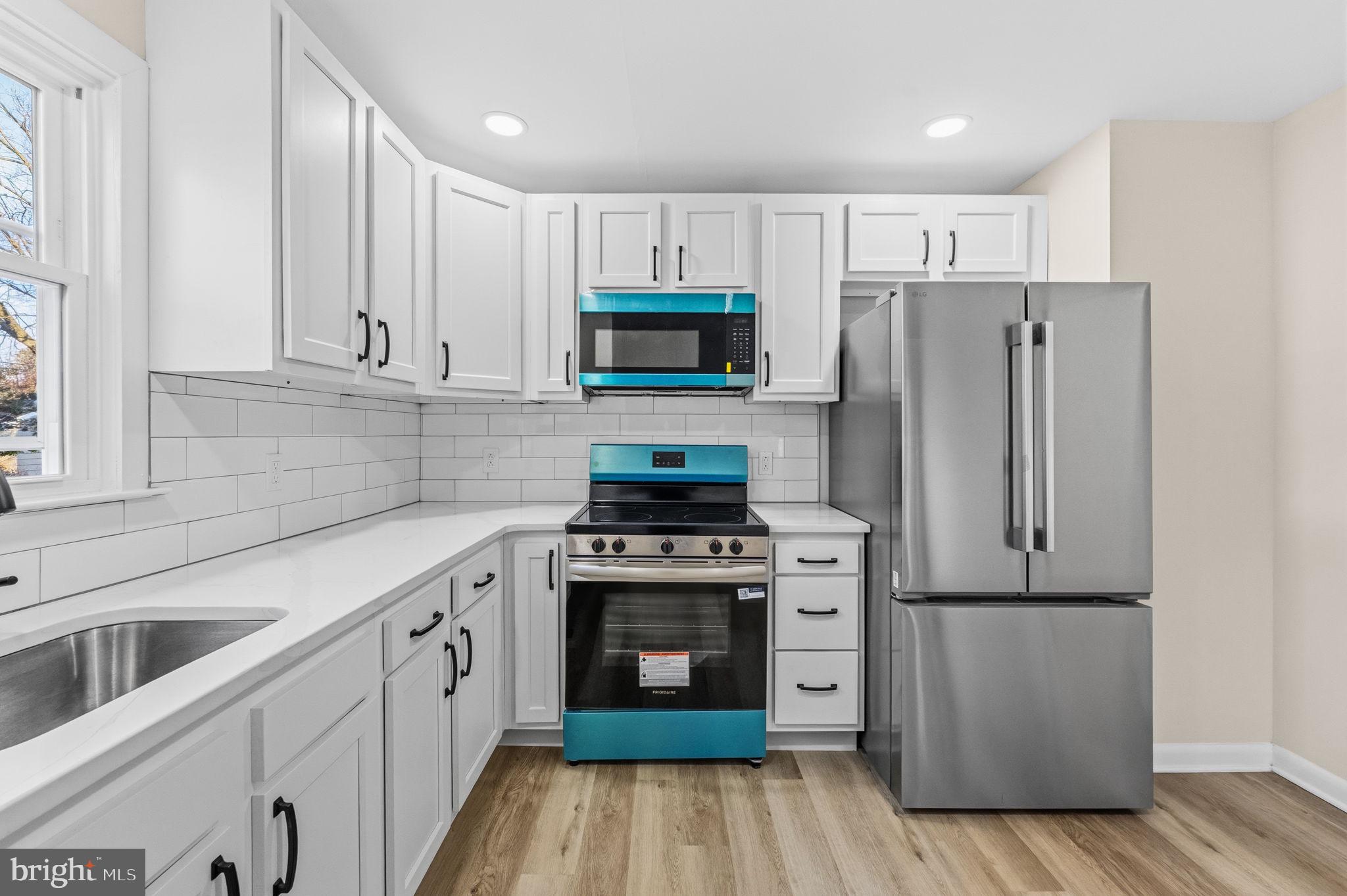 819 OLD HARMONY ROAD