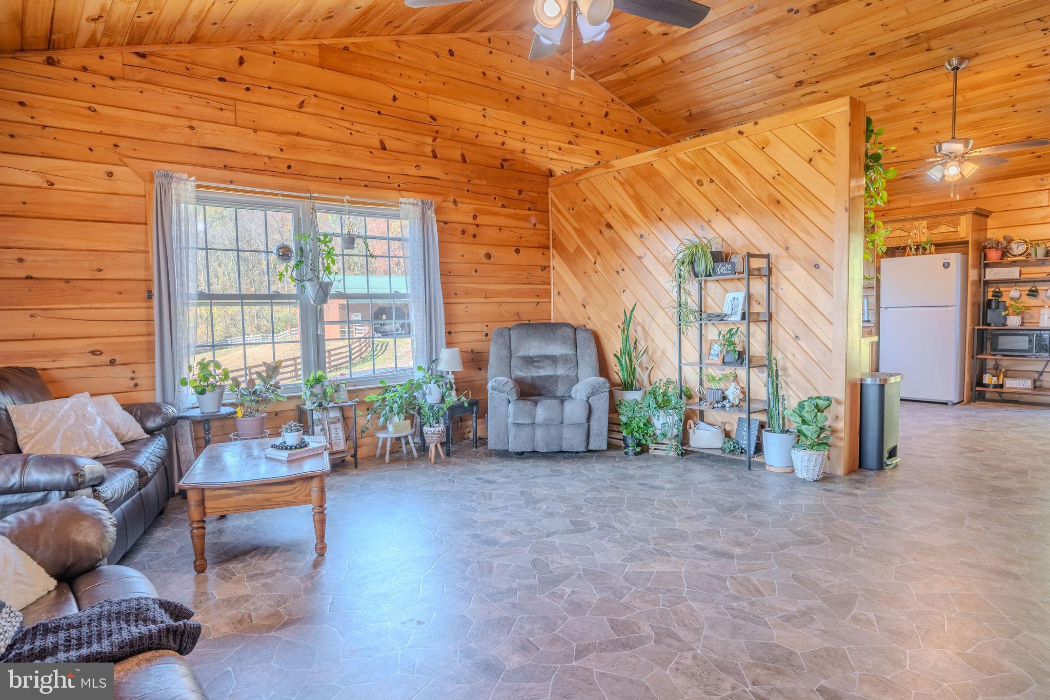 160 WOODPECKER DRIVE