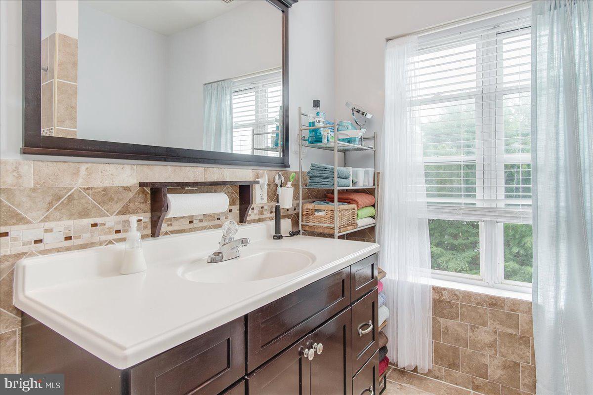 RESERVOIR HILL - Residential