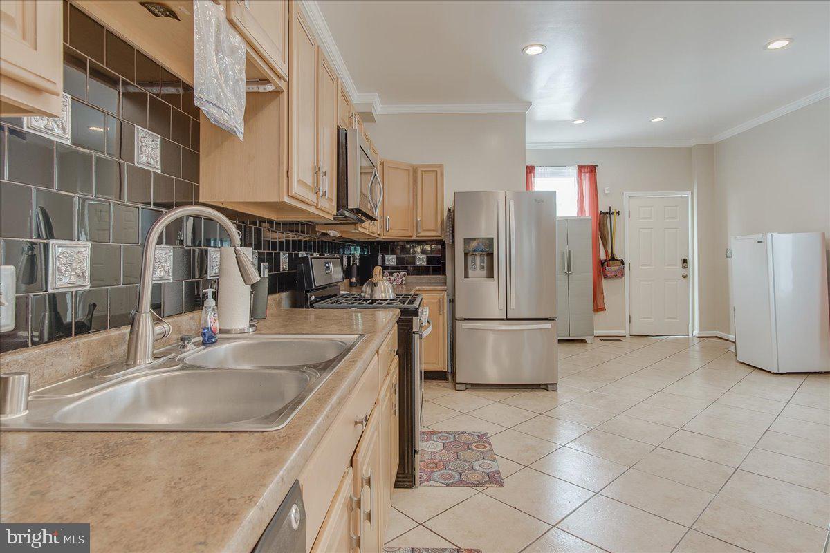 RESERVOIR HILL - Residential