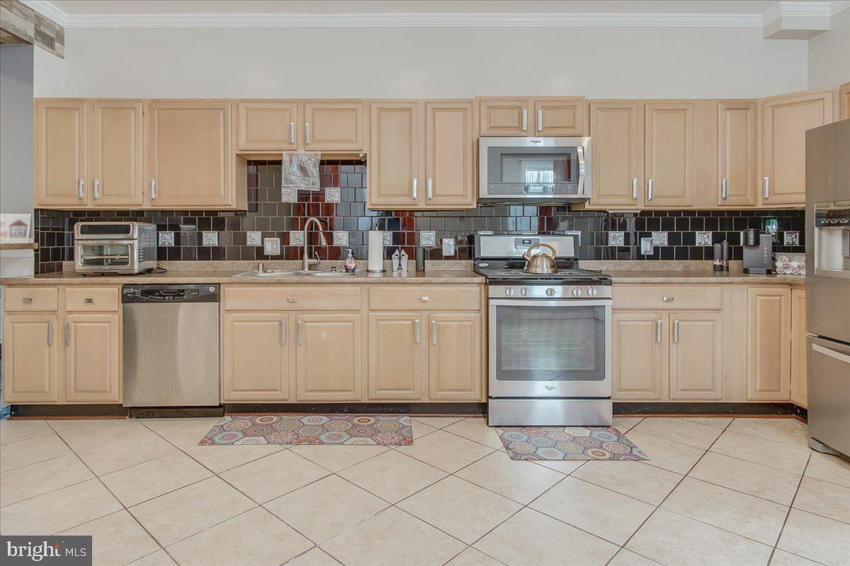 RESERVOIR HILL - Residential