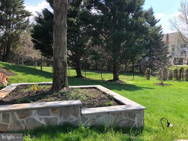 OAK HILL ESTATES - Residential