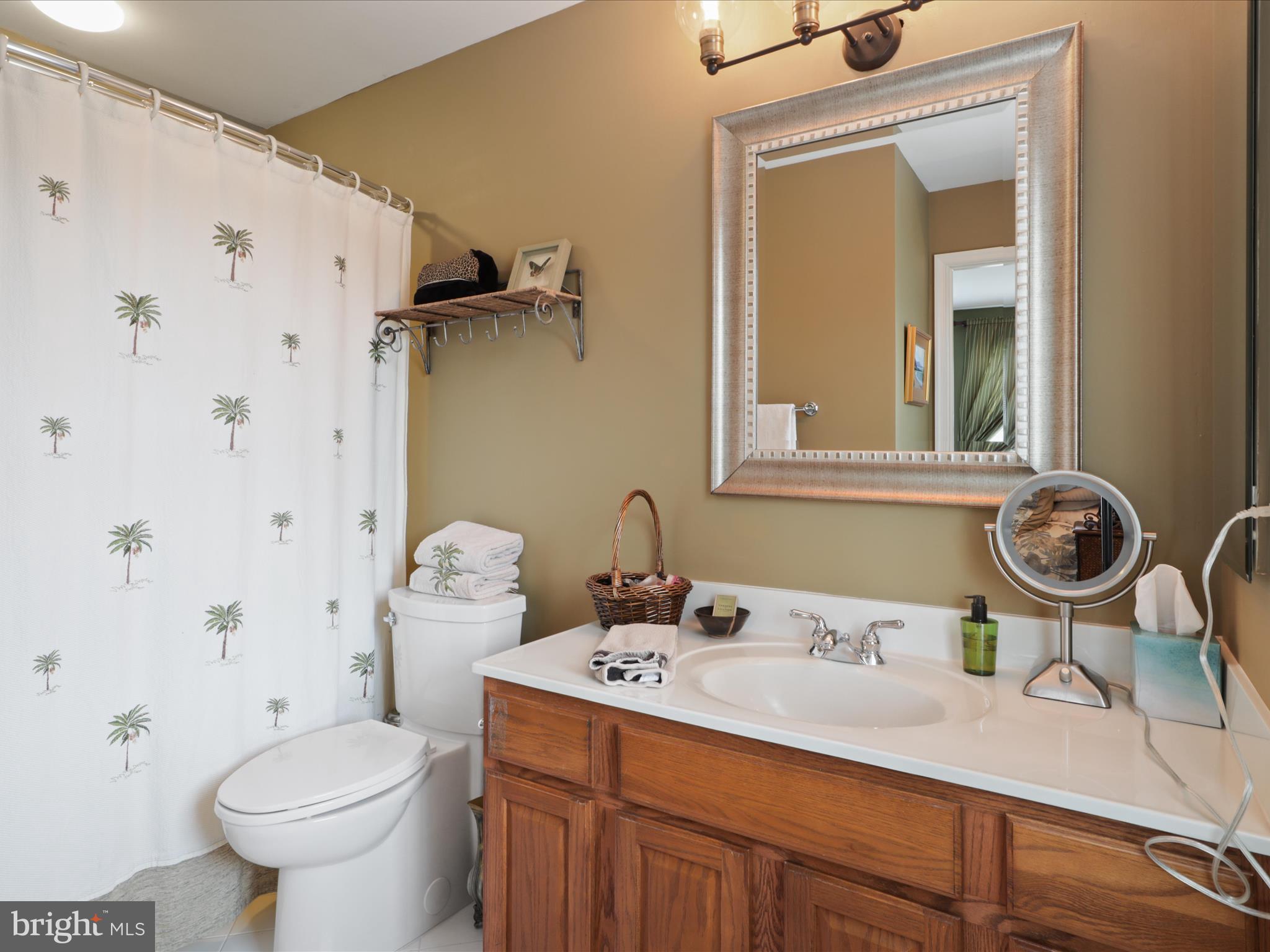 OAK HILL ESTATES - Residential