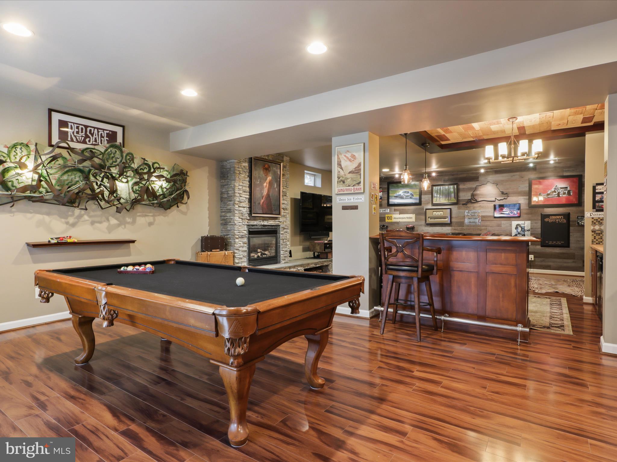 OAK HILL ESTATES - Residential