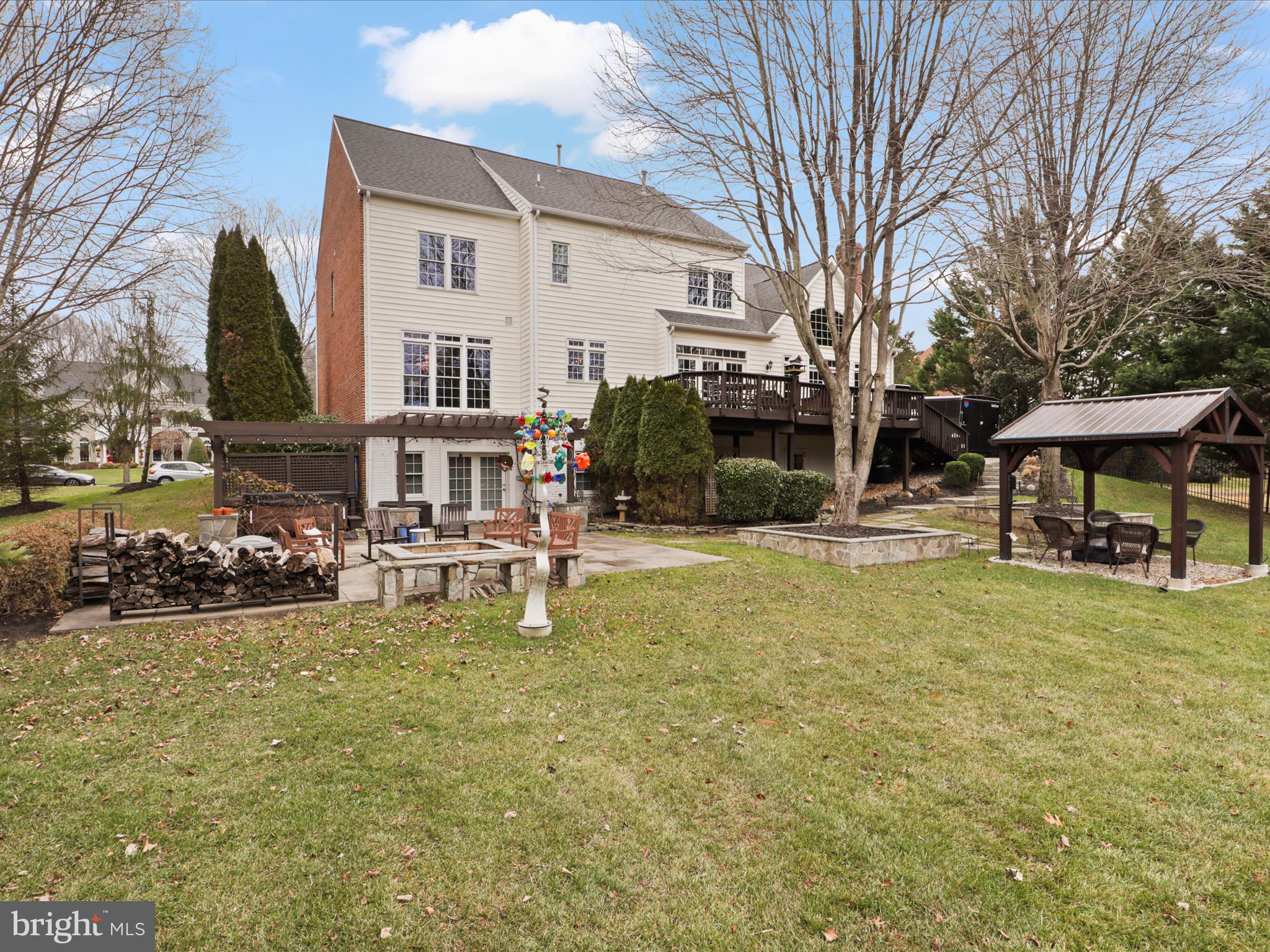 OAK HILL ESTATES - Residential