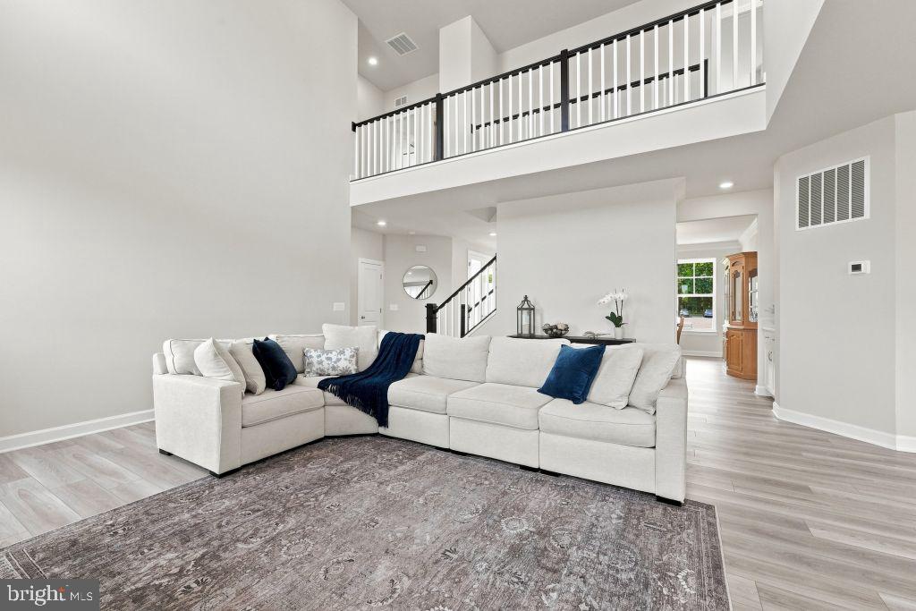 14019 NORTHERN VIEW ROAD