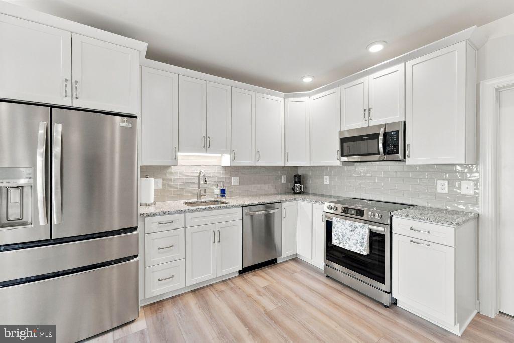 14019 NORTHERN VIEW ROAD