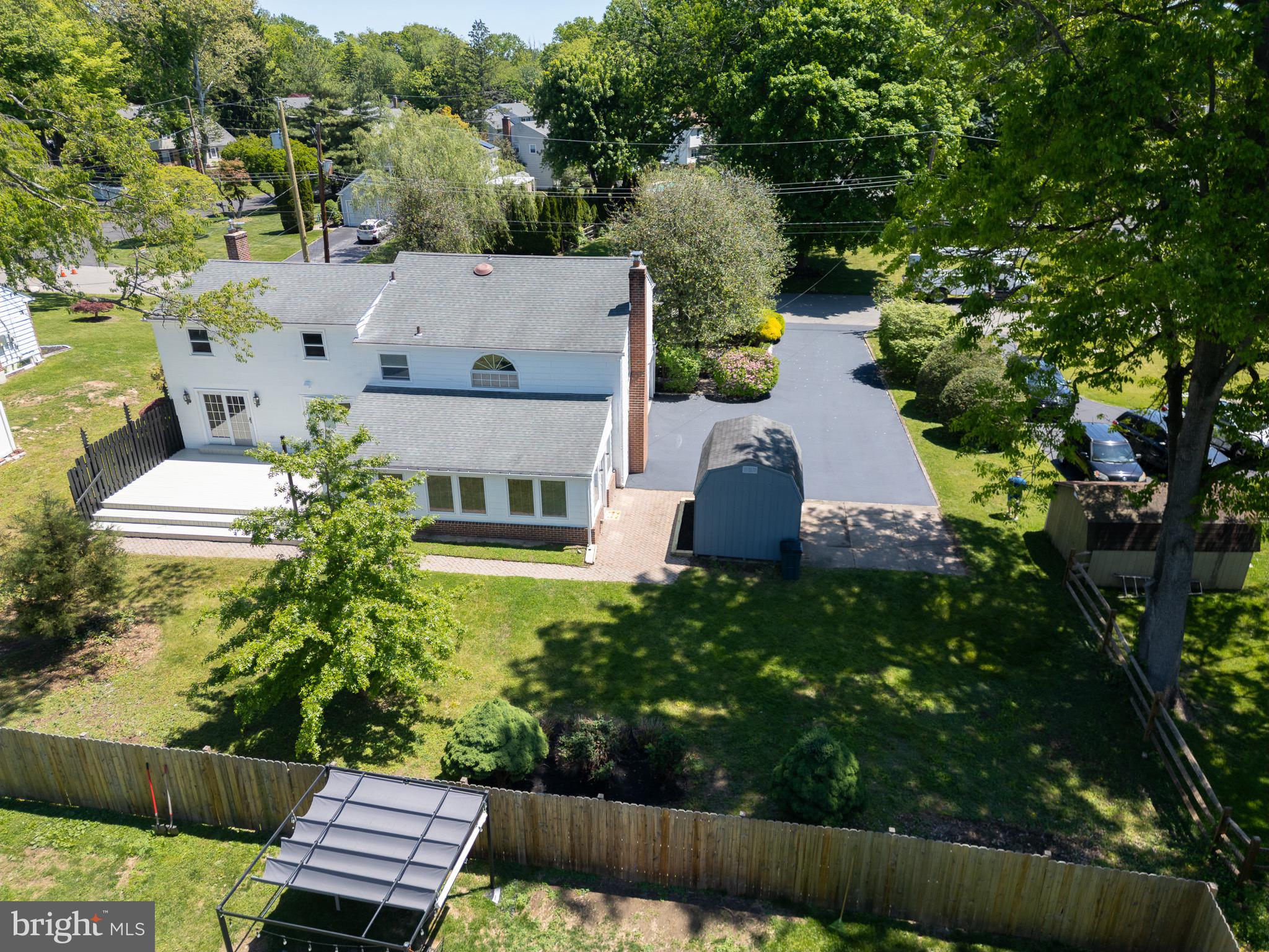 SCOT GLEN - Residential