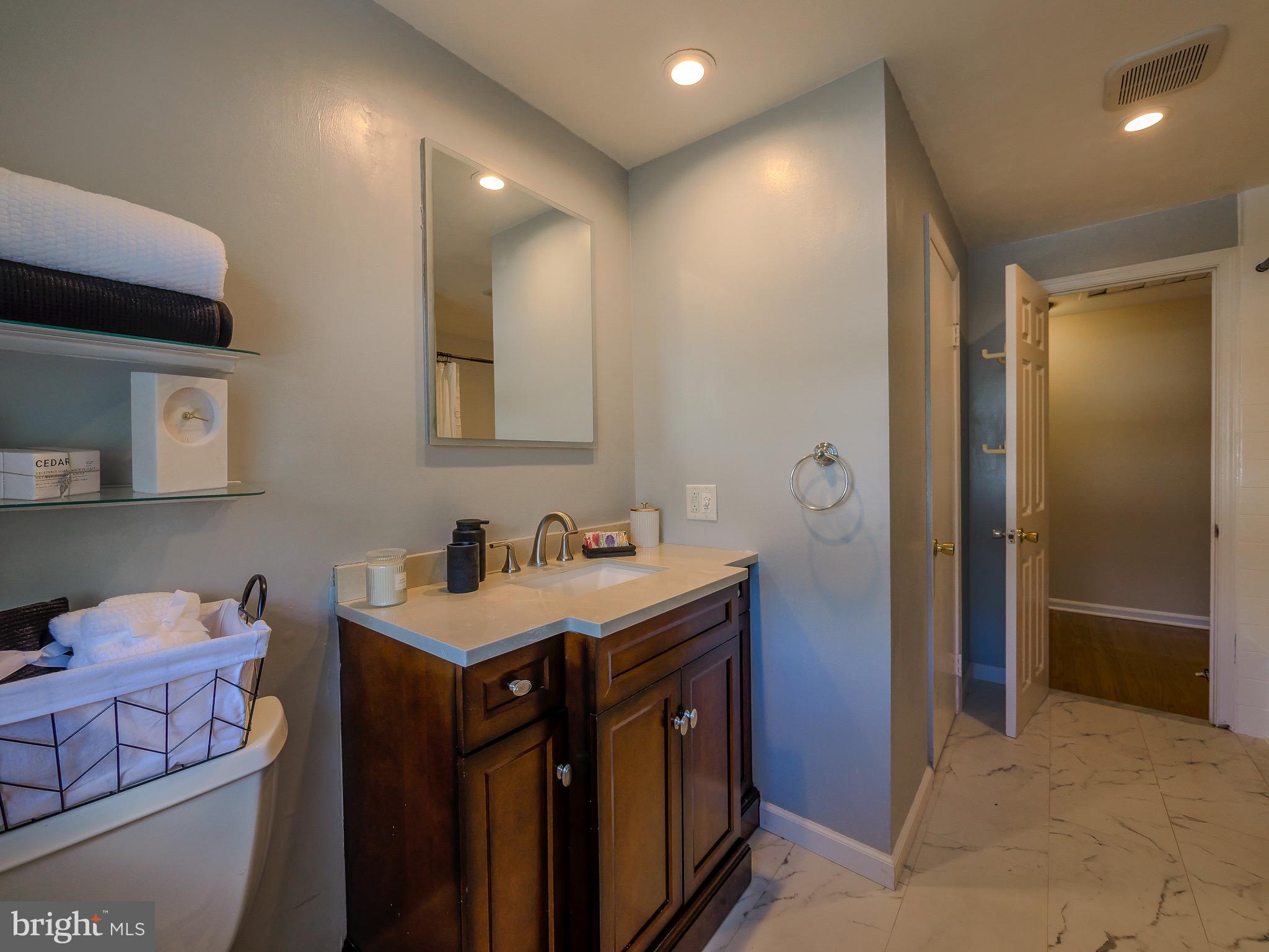 SCOT GLEN - Residential