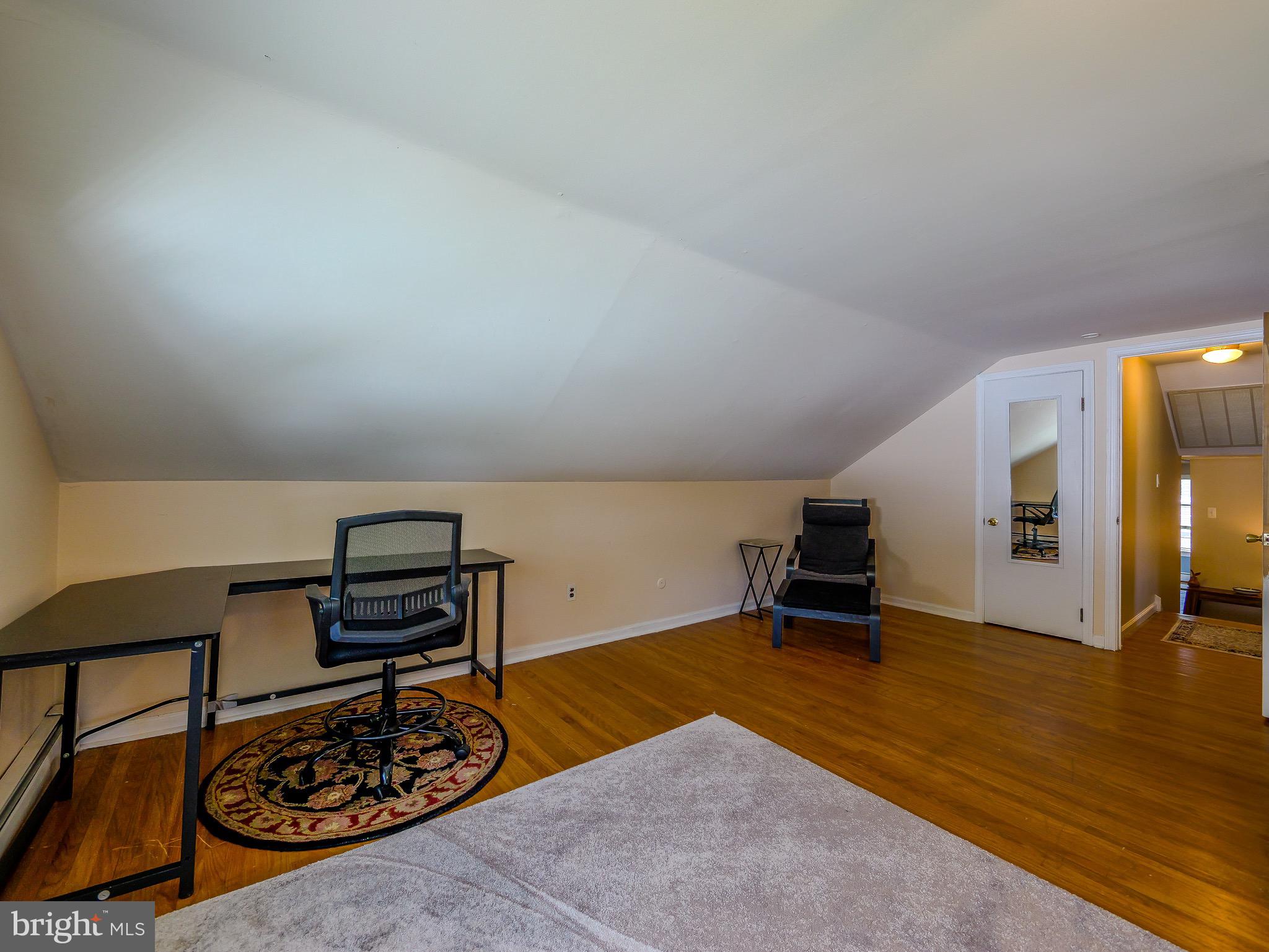 SCOT GLEN - Residential