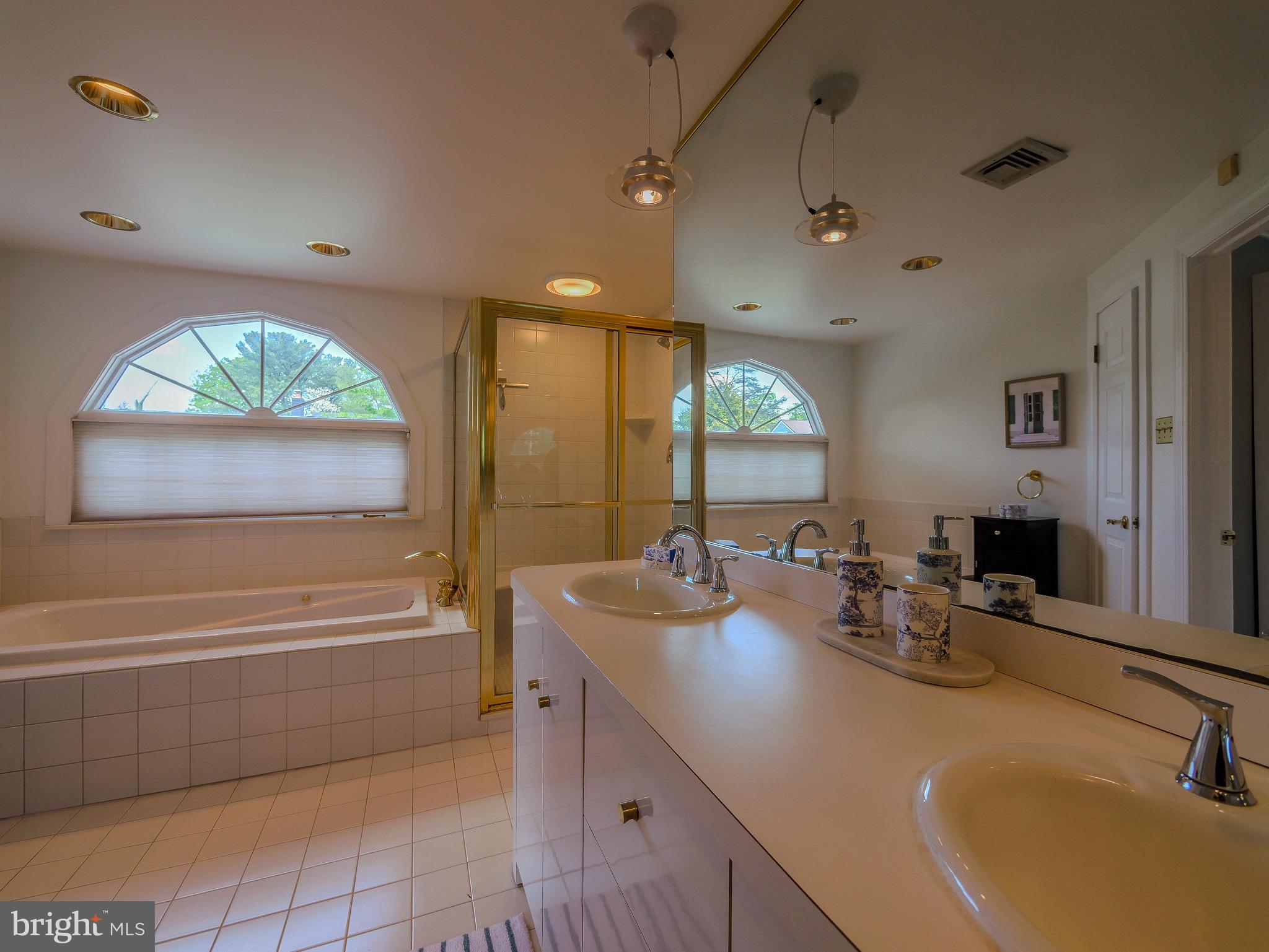 SCOT GLEN - Residential