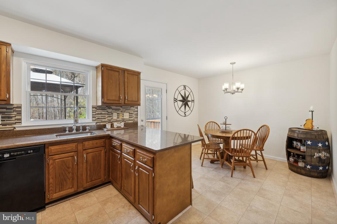 MONTCLAIR - Residential Lease