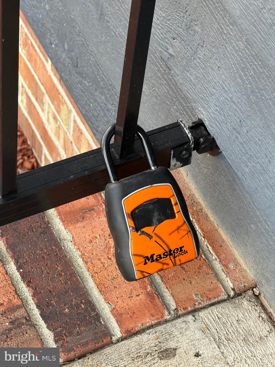 CAMELOT - Residential