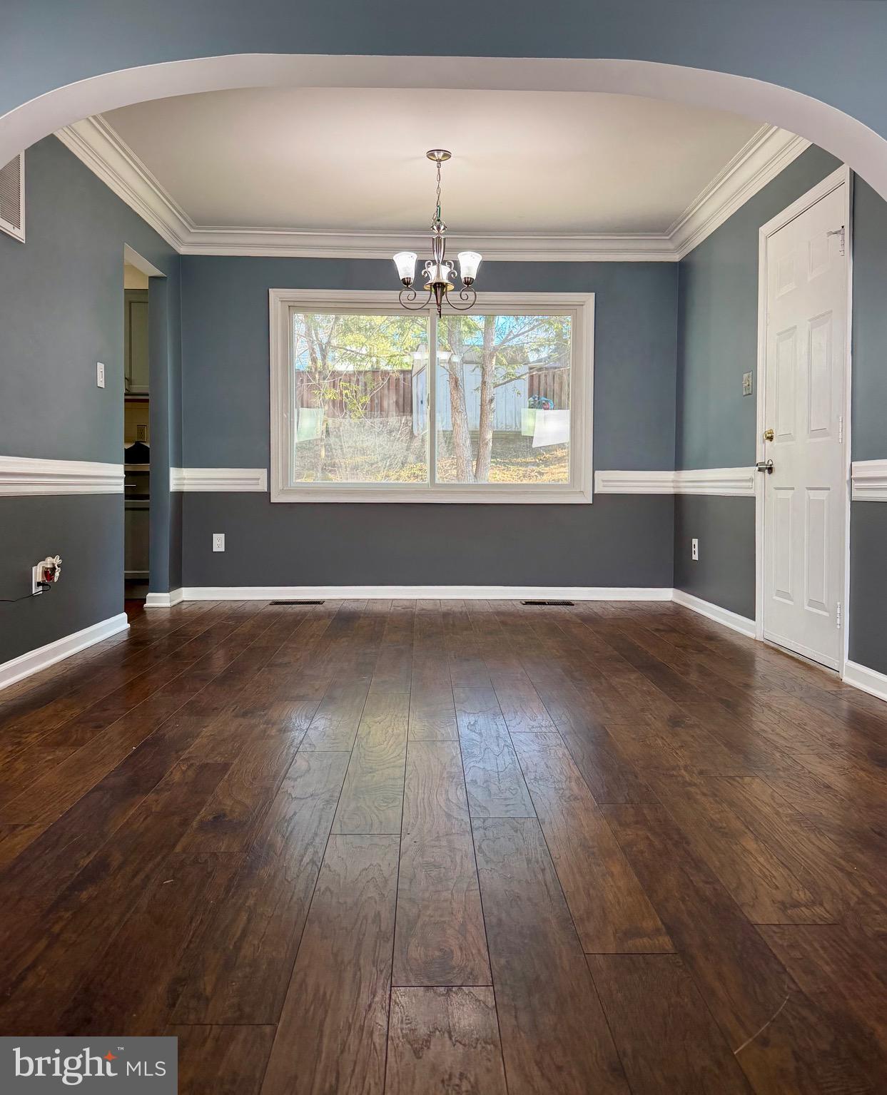 CAMELOT - Residential