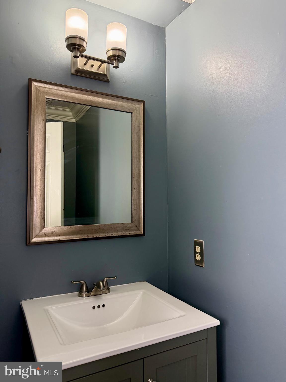 CAMELOT - Residential