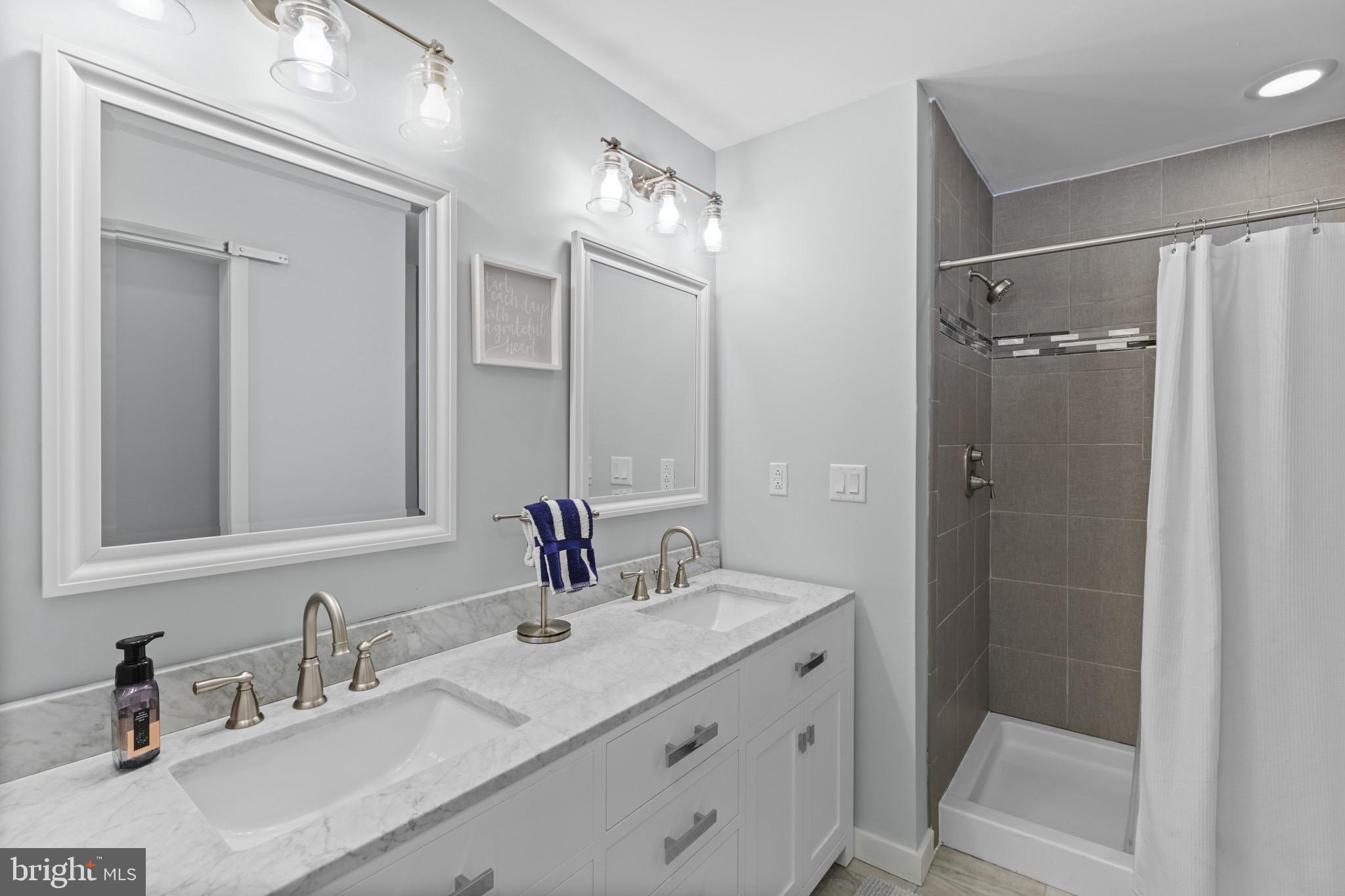 PROSPECT BAY - Residential