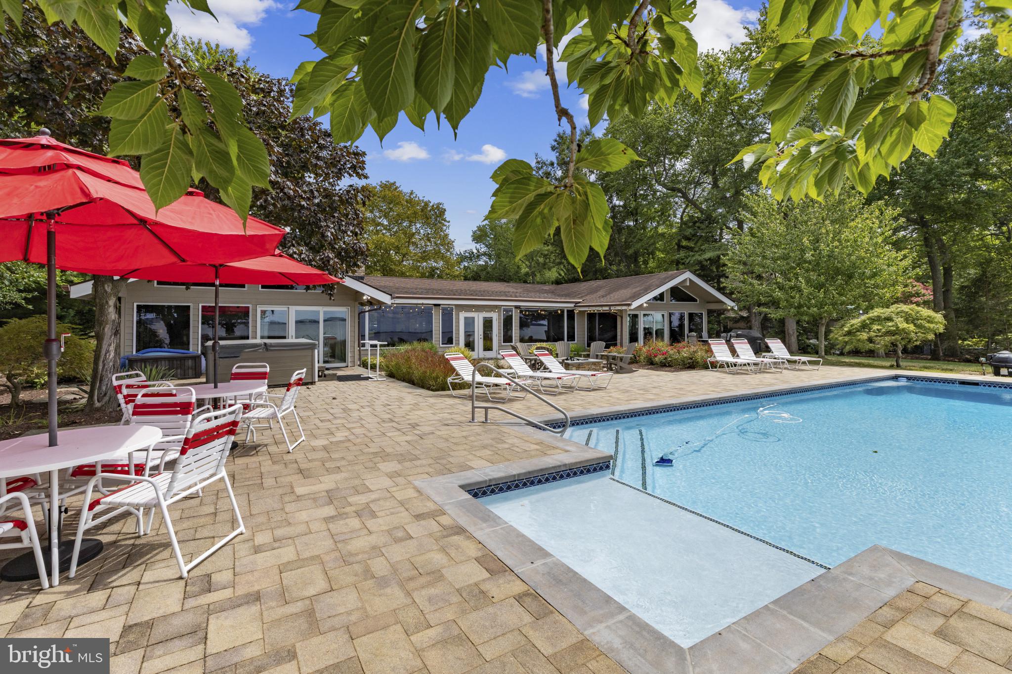 PROSPECT BAY - Residential