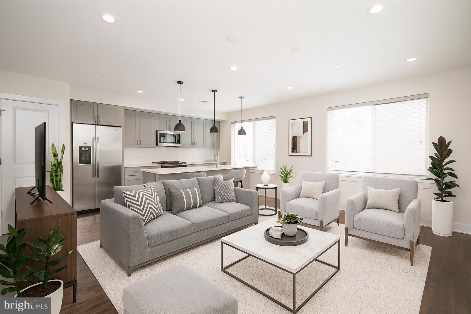 QUEEN VILLAGE - Residential Lease