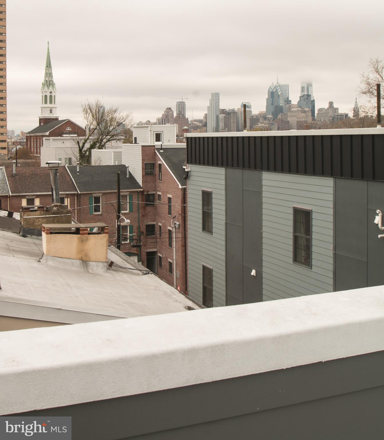 QUEEN VILLAGE - Residential Lease