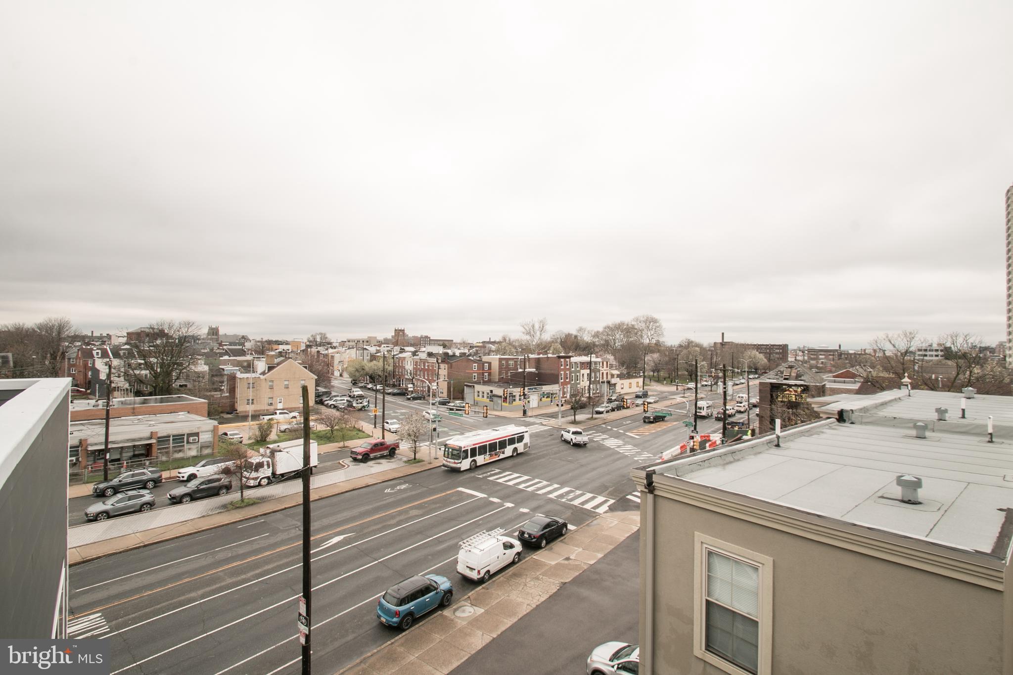 QUEEN VILLAGE - Residential Lease