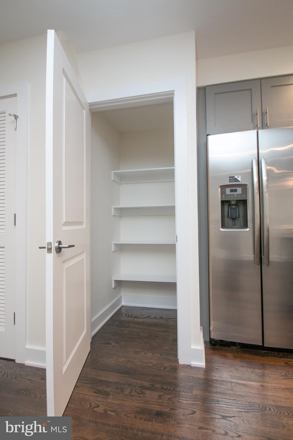 QUEEN VILLAGE - Residential Lease