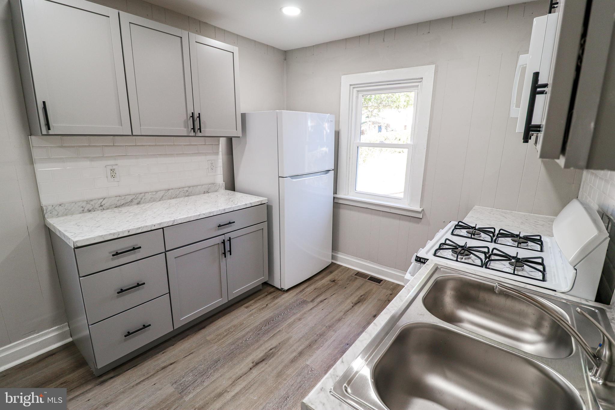 LEBANON CITY - Residential