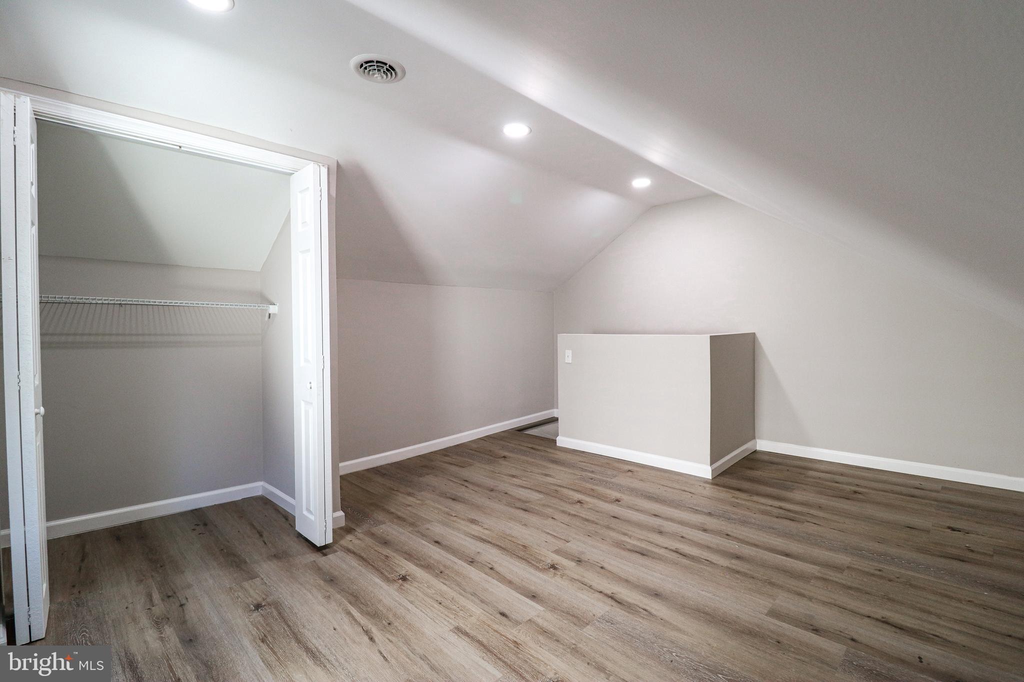 LEBANON CITY - Residential